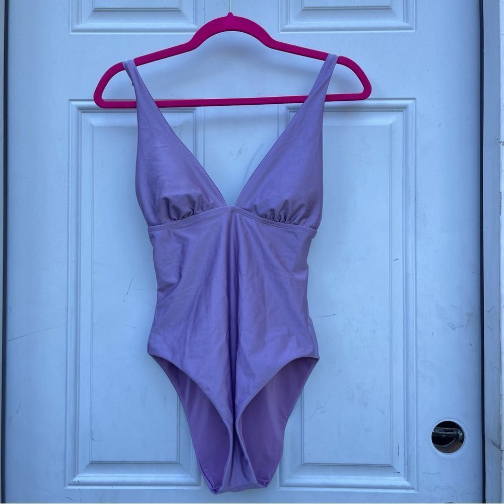 Nordstrom Chelsea + Violet purple padded v-neck one piece swimsuit 💜